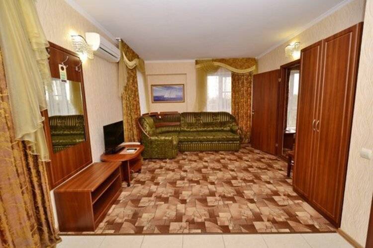 Мишель Отель