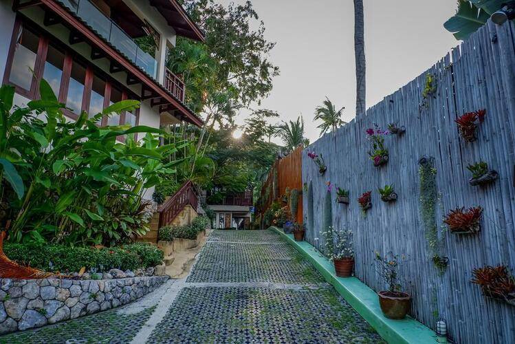 Sandalwood Luxury Villas