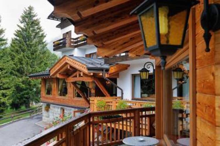 Touring Hotel