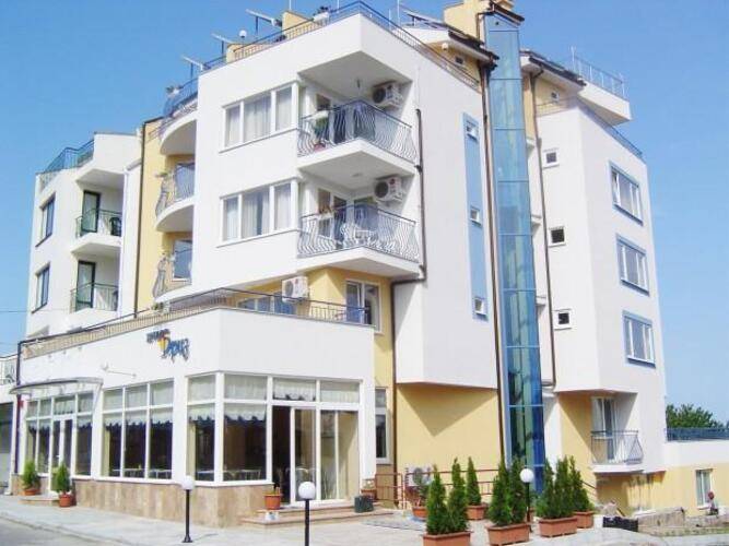 Briz Hotel