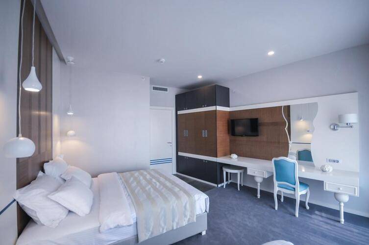 Bracera Hotel