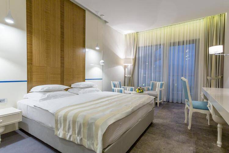 Bracera Hotel