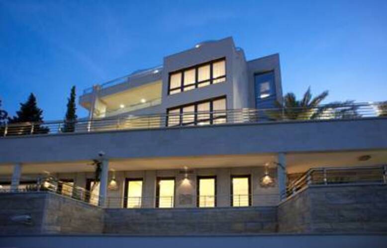 Alexandar Luxury Suites & Spa