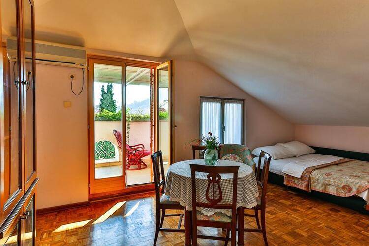 Villa Velzon