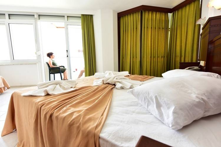 Yuvam Hotel