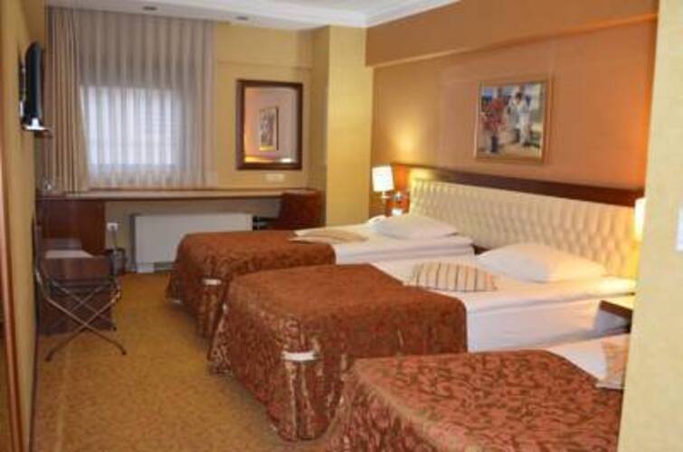 Yuksel Hotel