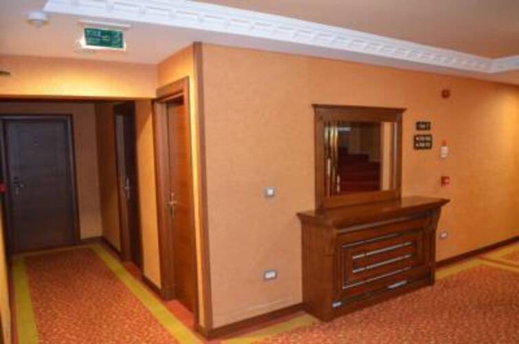 Yuksel Hotel