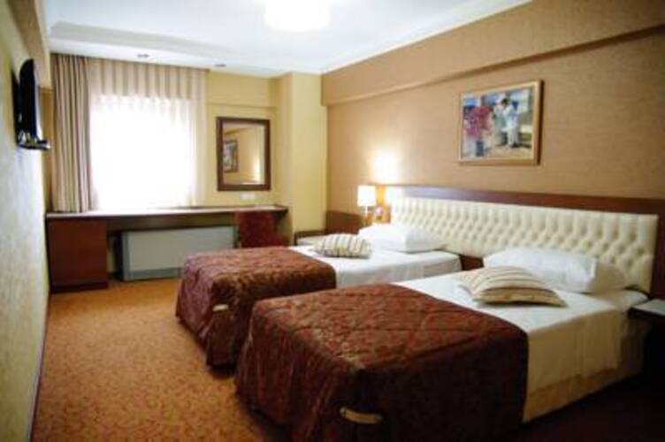Yuksel Hotel