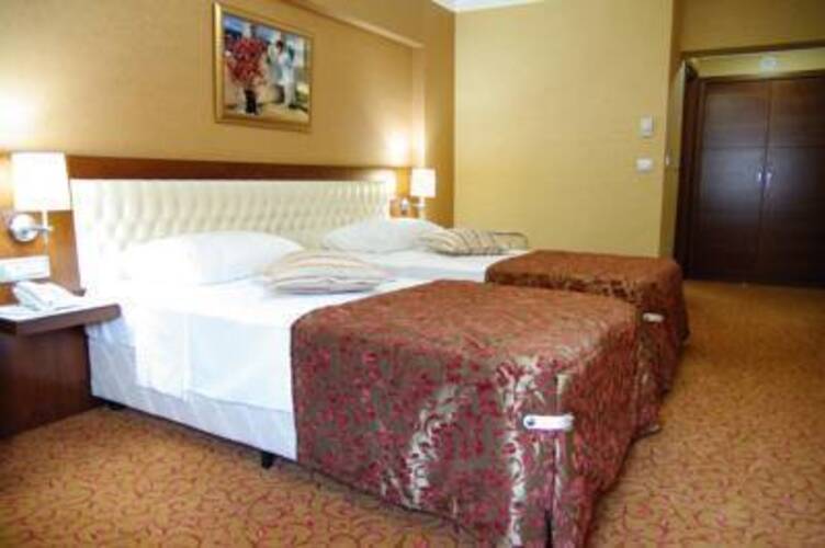 Yuksel Hotel