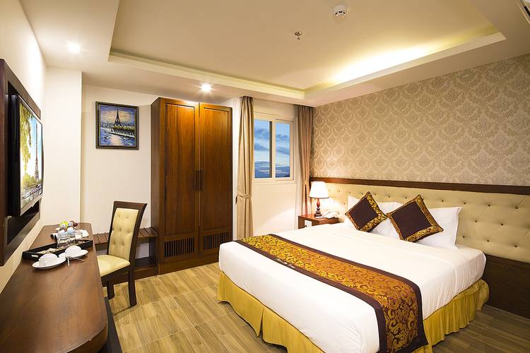 Paris Nha Trang Hotel