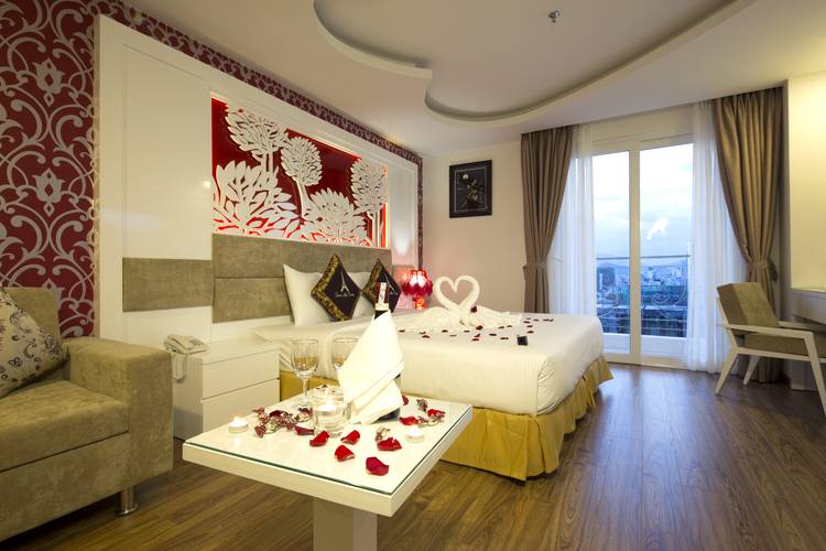 Paris Nha Trang Hotel