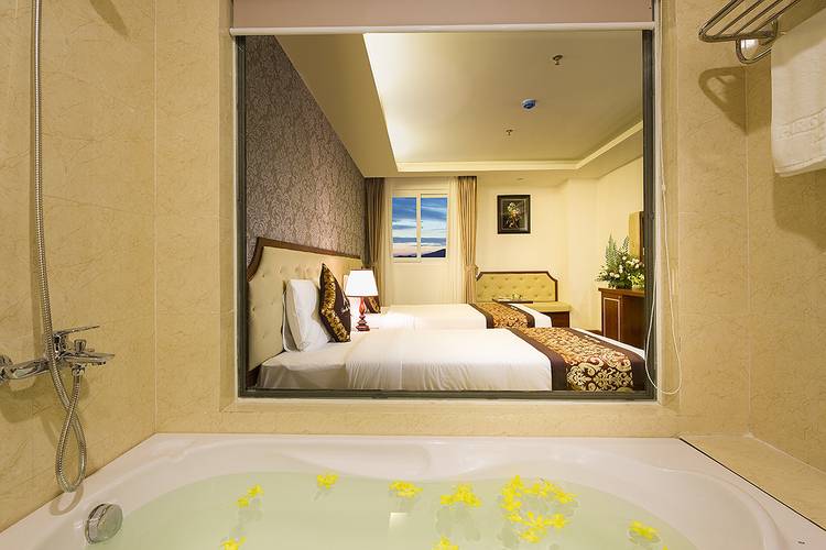 Paris Nha Trang Hotel