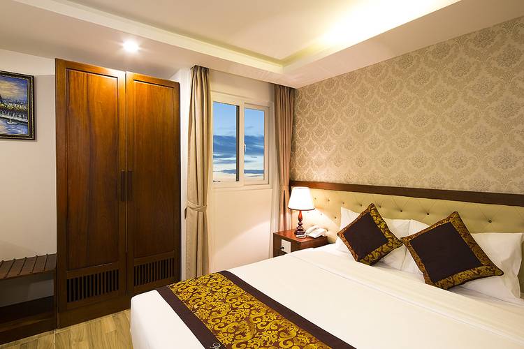 Paris Nha Trang Hotel