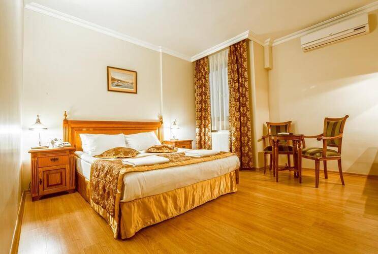 Saba Hotel