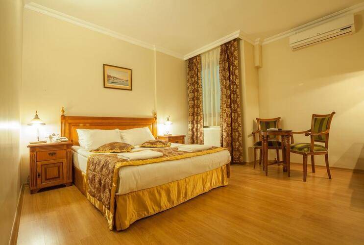 Saba Hotel