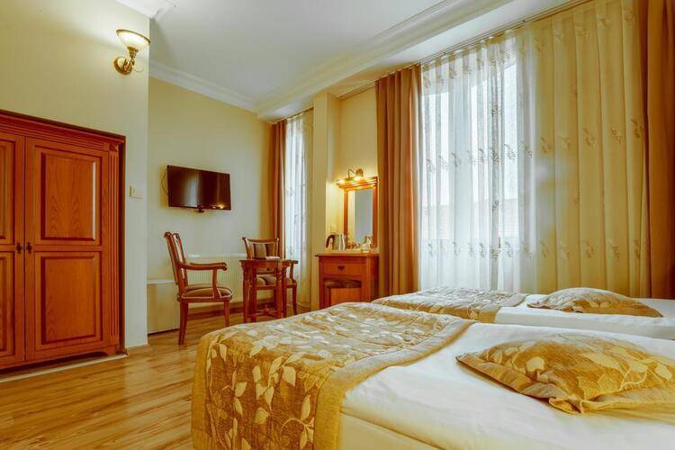 Saba Hotel