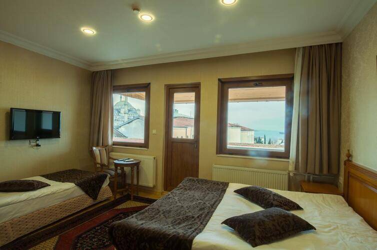 Saba Hotel