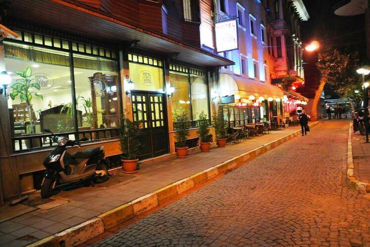 Saba Hotel