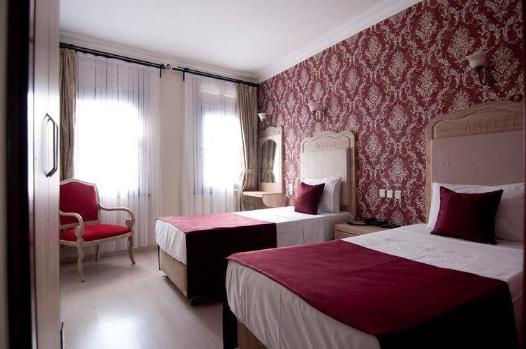 Artefes Hotel