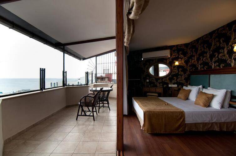 Artefes Hotel