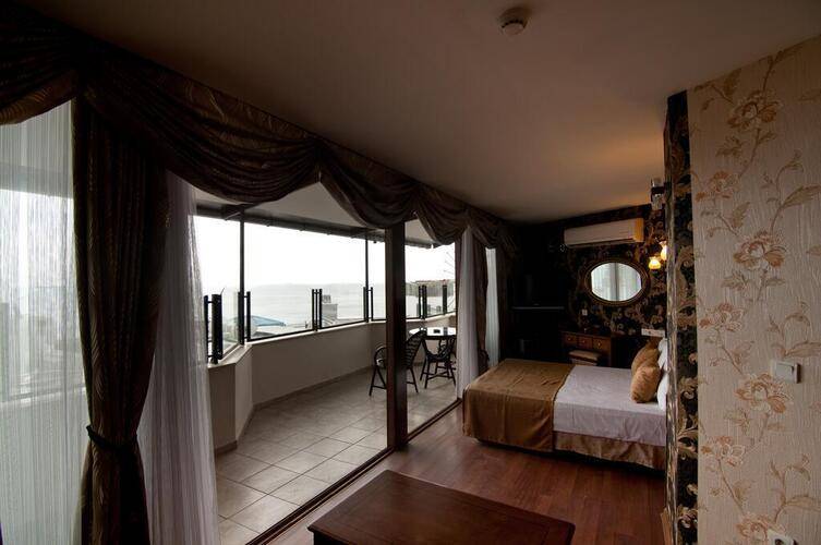 Artefes Hotel