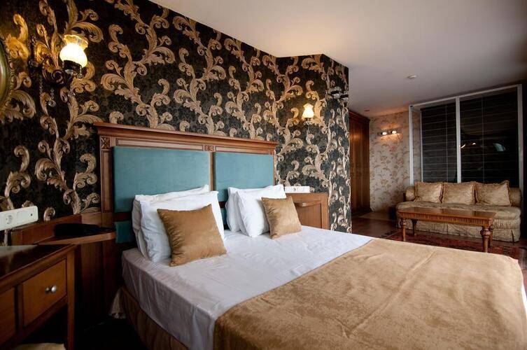 Artefes Hotel