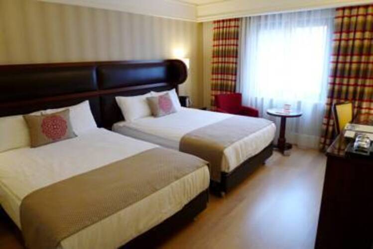 Titanic Comfort Hotel