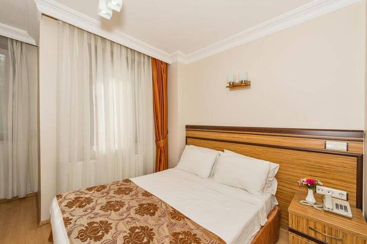 May Hotel