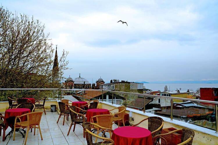 May Hotel