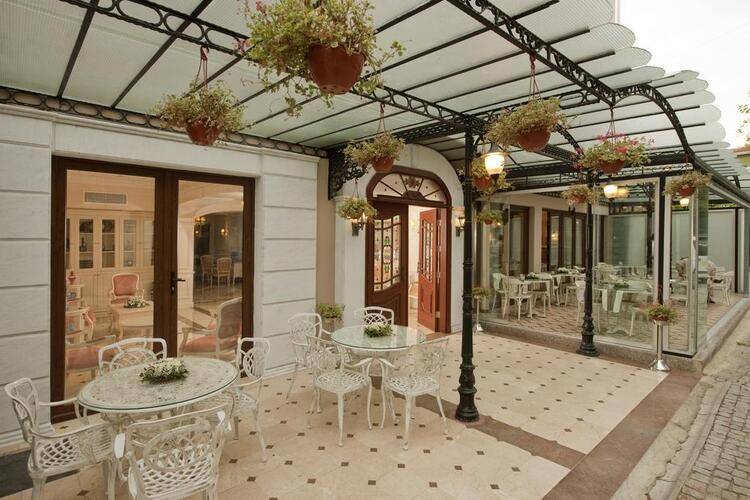 And Hotel