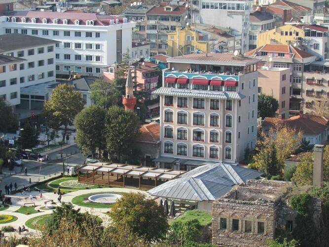 And Hotel