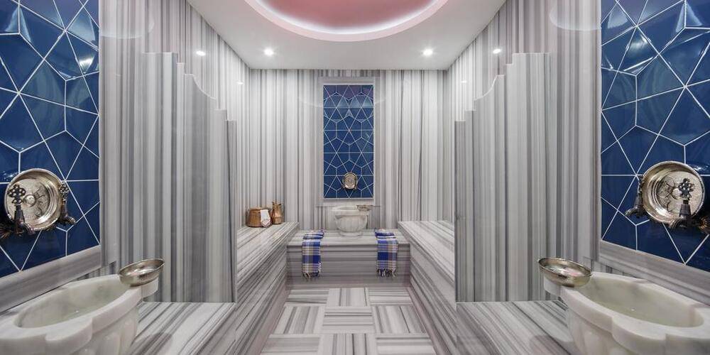 Icon Hotel