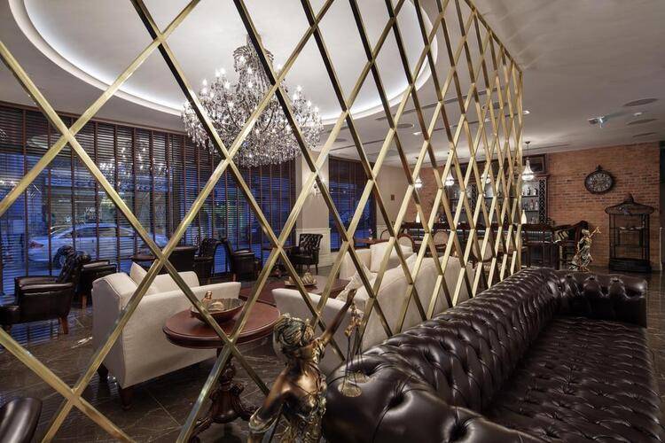 Icon Hotel