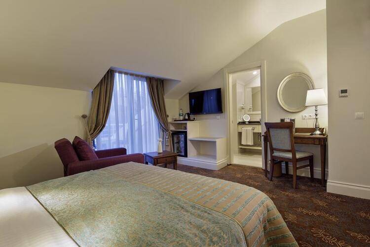 Icon Hotel