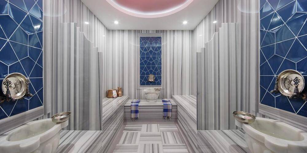 Icon Hotel