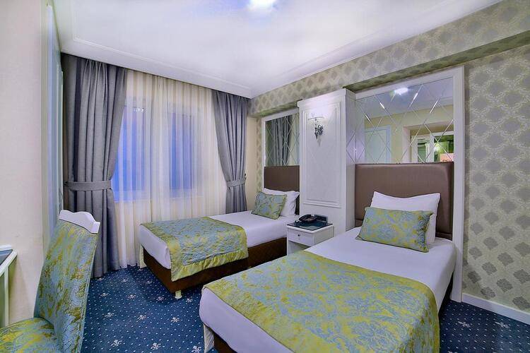 Monaco Hotel