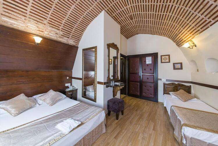 Naz Wooden House Inn