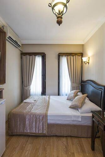 Naz Wooden House Inn