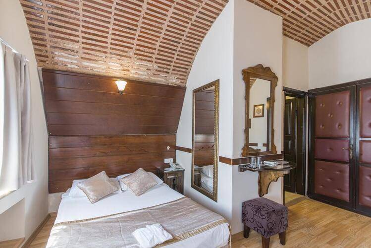 Naz Wooden House Inn