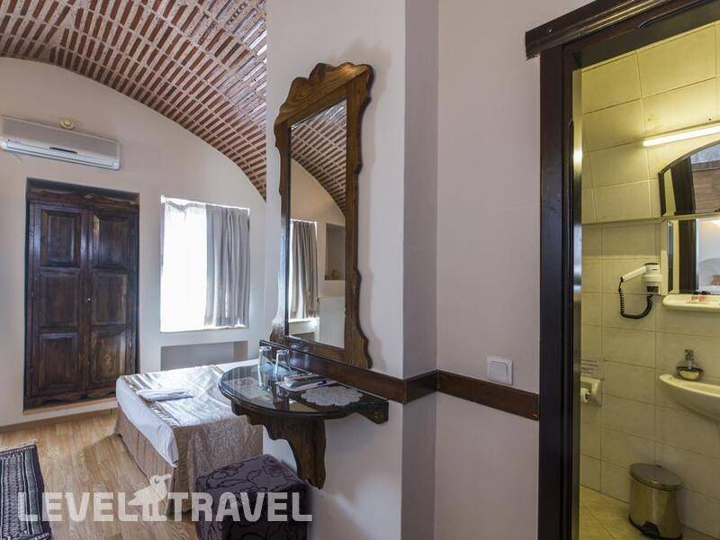 Фотография Naz Wooden House Inn