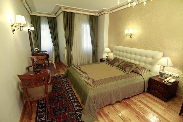 Uyan Hotel