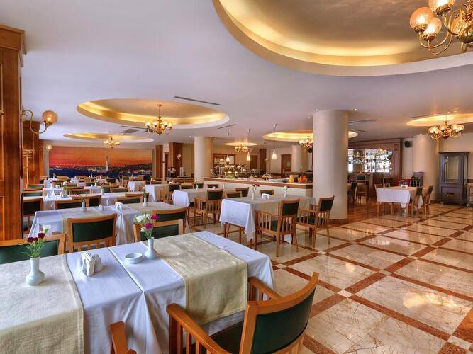 Taksim Metropark Hotel
