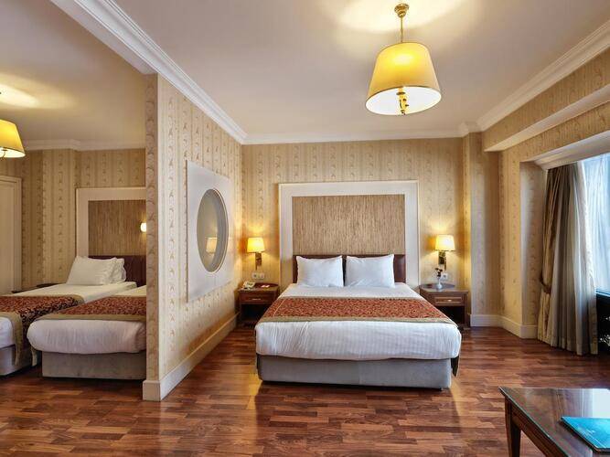 Taksim Metropark Hotel
