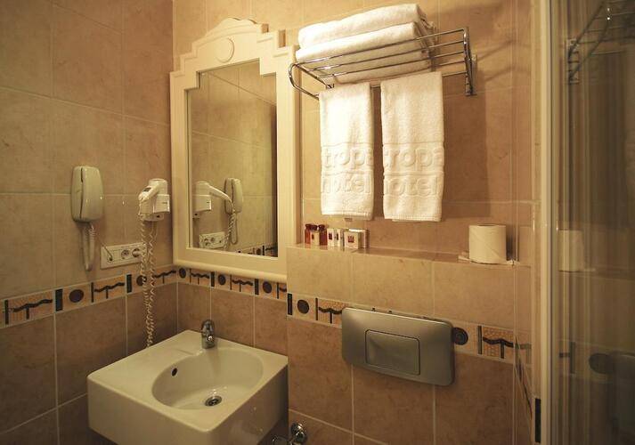 Taksim Metropark Hotel