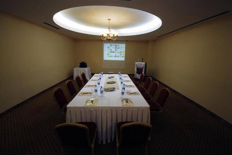 Taksim Metropark Hotel
