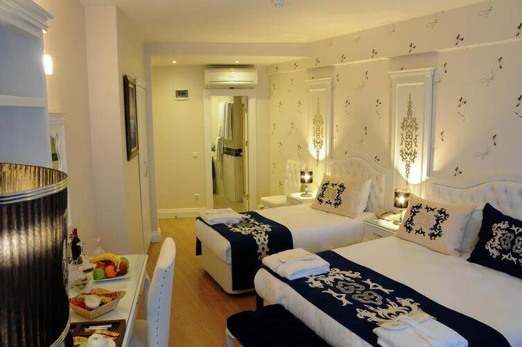 Sarnic Premier Hotel