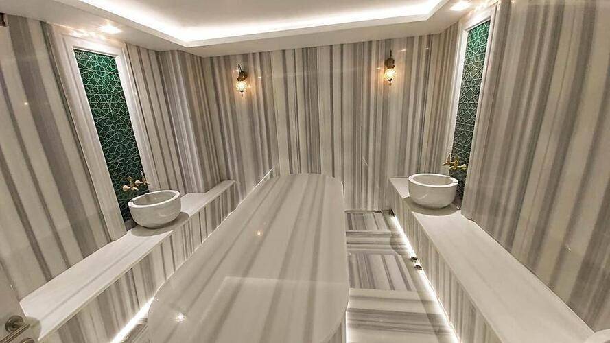 Sarnic Premier Hotel