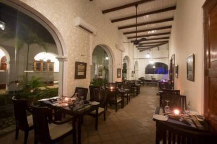 Tamarind Hill Hotel