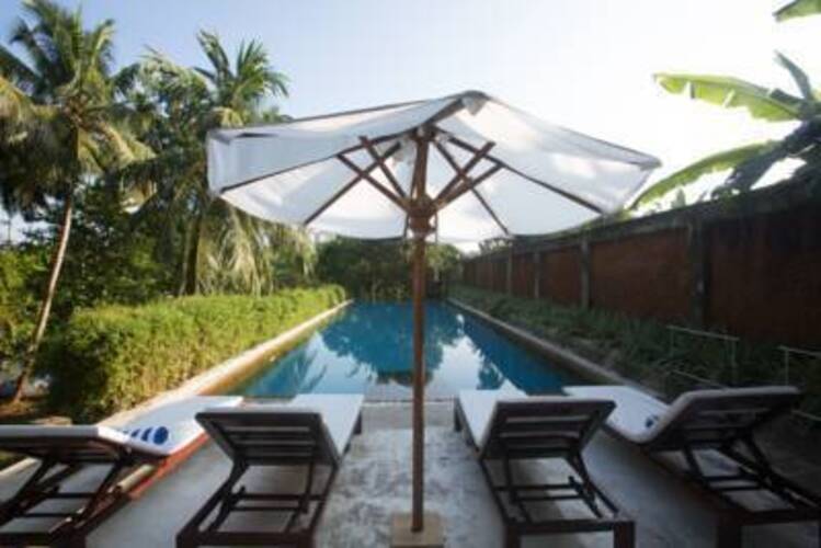 Tamarind Hill Hotel
