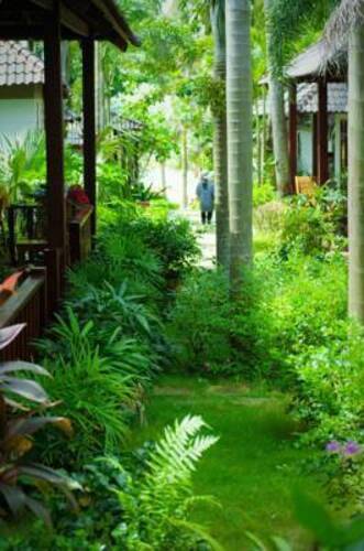 Coral Bay Resort